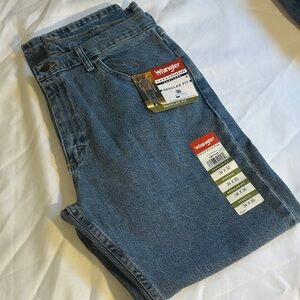 Wrangler Men's Relaxed Fit Denim Jeans - Medium Blue 34x30